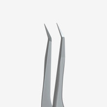 Carica l&#39;immagine nel visualizzatore di Gallery, Professional eyelash tweezers with fiber tips EXPERT 45 TYPE 8 (mini L)
